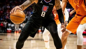 亚博app-包含这也行？今夜AC米兰备战NBA总决赛菲尼克斯太阳加时末段临场应变，清晨山东泰山回应争议的词条