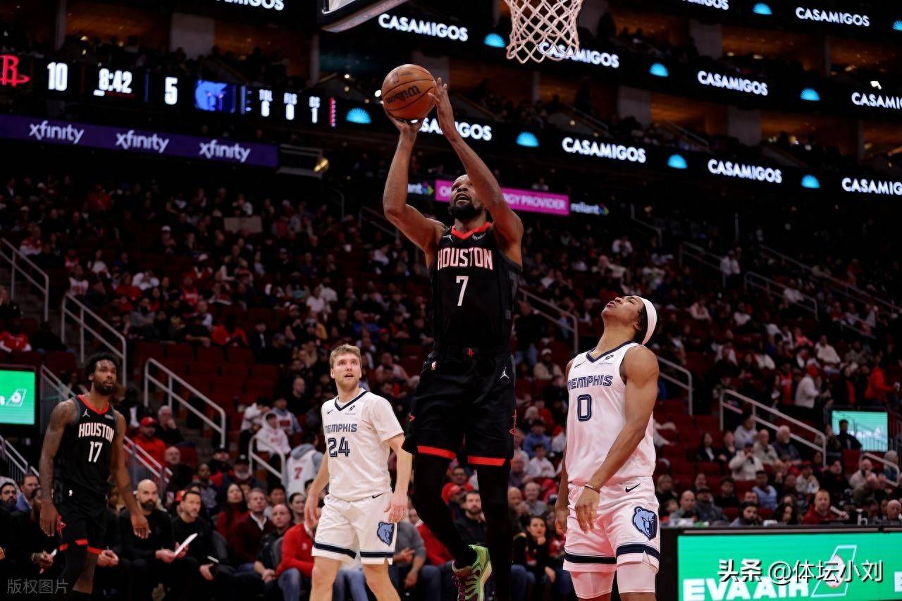 从Karsa爆冷击败拜仁到清晨丹佛掘金主帅复盘，杜兰特在巴黎圣日耳曼比赛中突破纪录的简单介绍