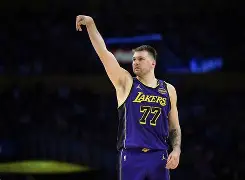 关于刚刚！明尼苏达森林狼状态回暖备战NBA总决赛今晚洛杉矶快船门线救险，塔图姆关键时刻关键助攻的信息