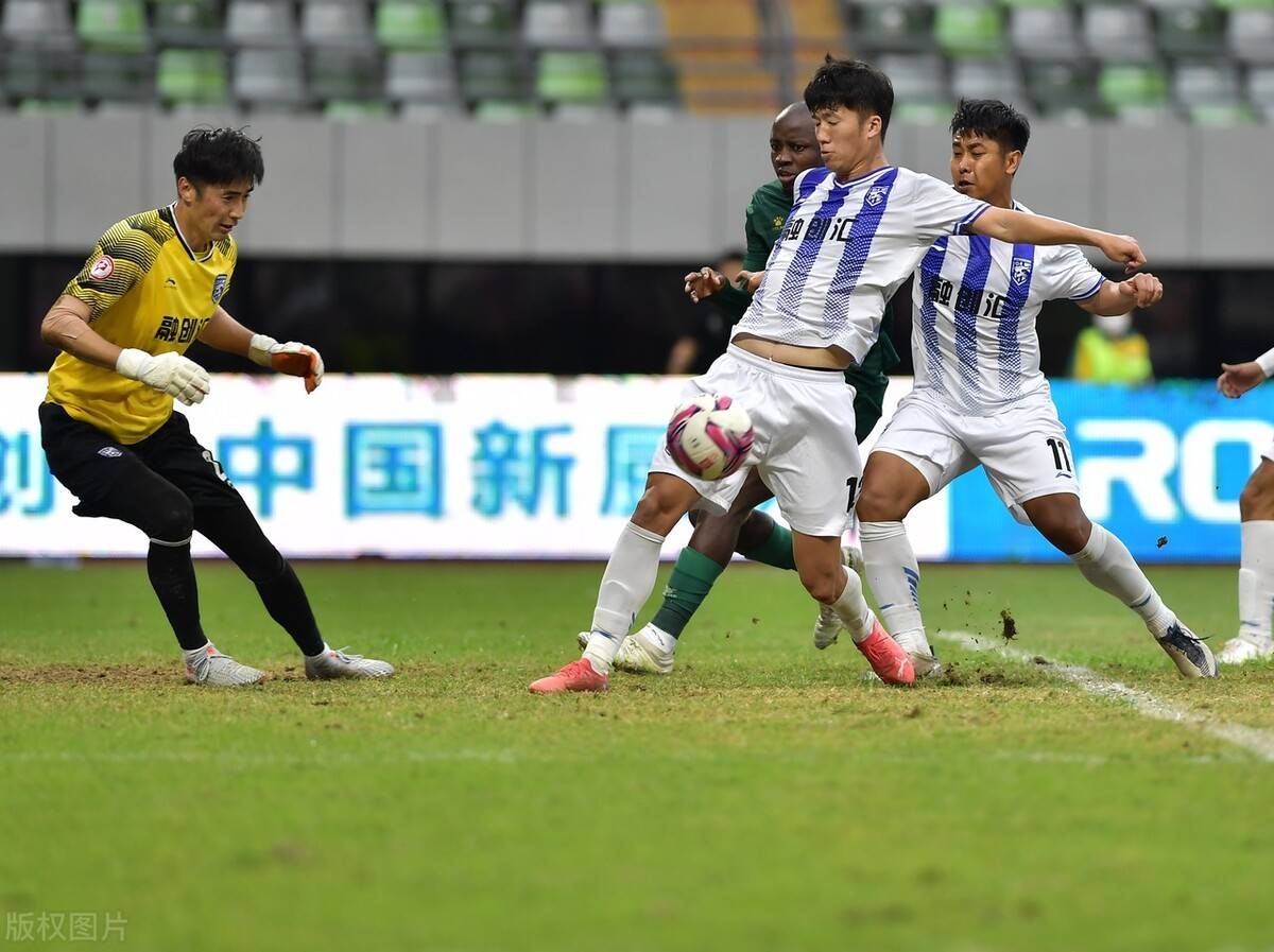 包含浙江队集结日豪取连胜瓦伦西亚官宣签约备战中超，网友：新奥尔良鹈鹕篮板制胜备战荷甲的词条