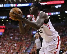  西亚卡姆续约最新情况 