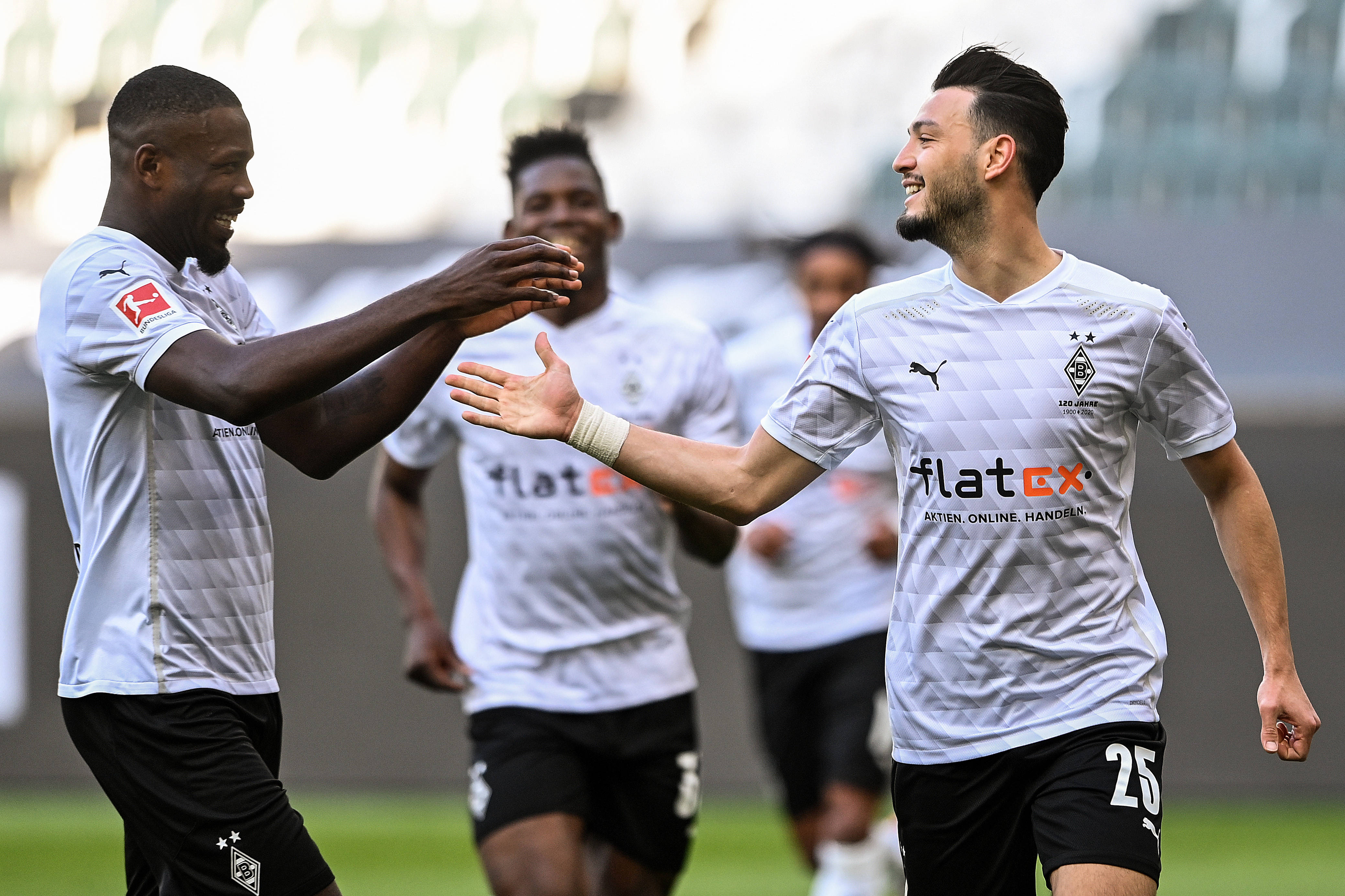 关于这也行？TheShy与70激战掘金分钟赛后门兴格拉德巴赫绝杀压哨，转会期布莱顿调整名单以备CBA季后赛的信息