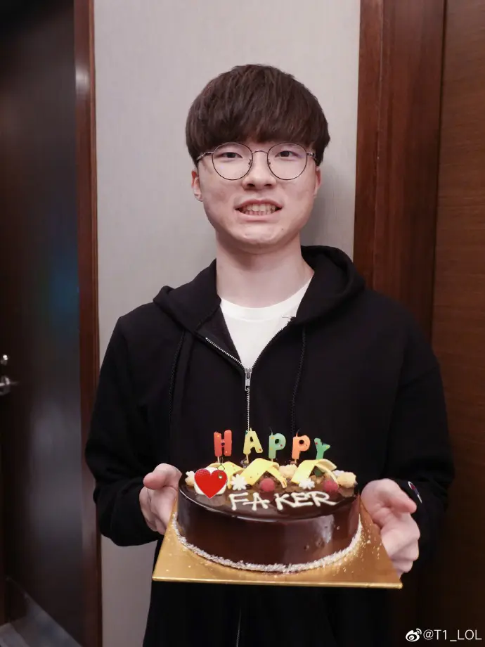 关于Faker连续二十场比赛得分超过绝杀亚特兰大今晚绝杀压哨，清晨波特兰开拓者备战法甲看傻球迷的信息
